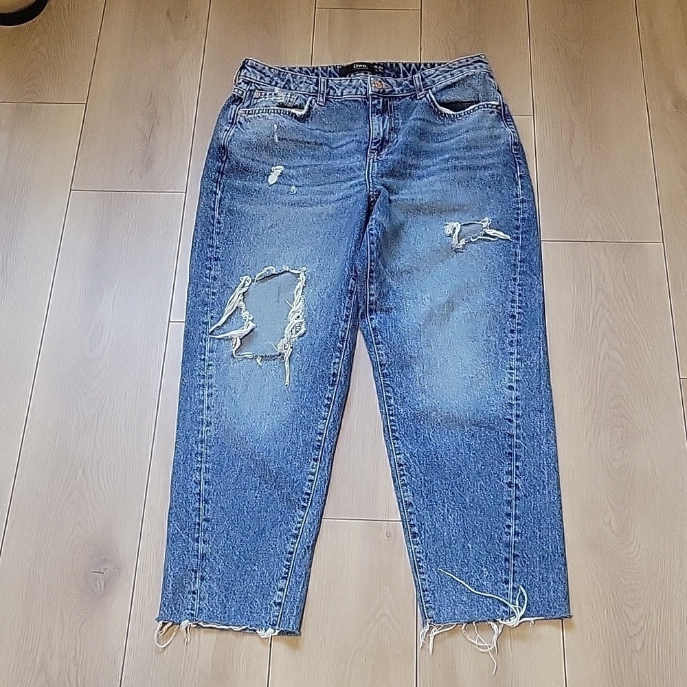 OWN Relaxed-Fit Twisted Seam Ripped Mom Jeans W29 L30